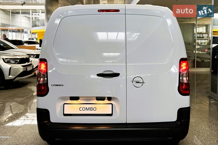Opel Combo Cargo - фото 9