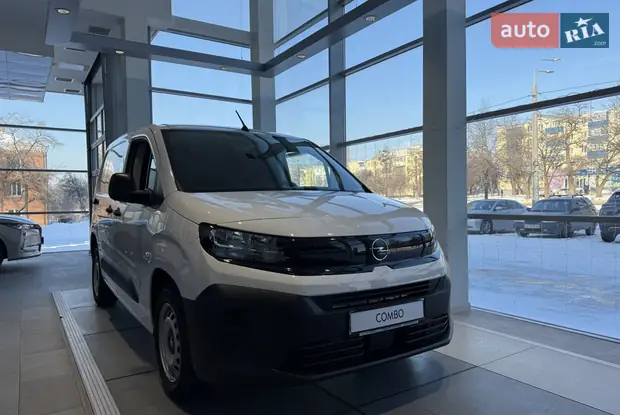 Opel Combo Cargo Base