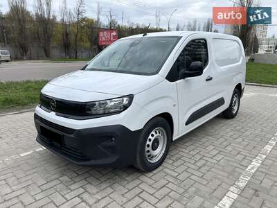 Opel Combo Cargo 2025 Base