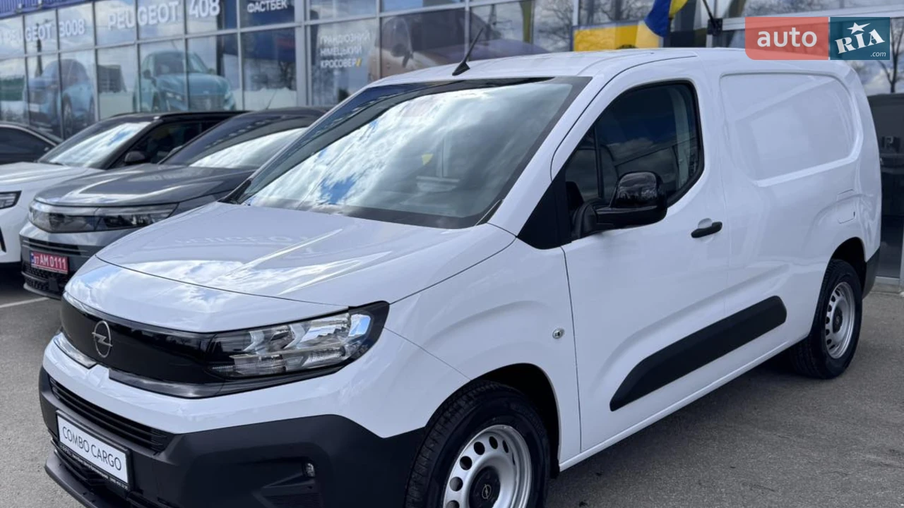 Opel Combo Cargo Base