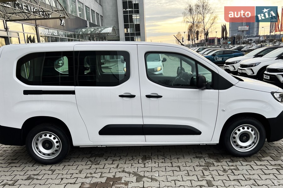 Opel Combo - фото 7