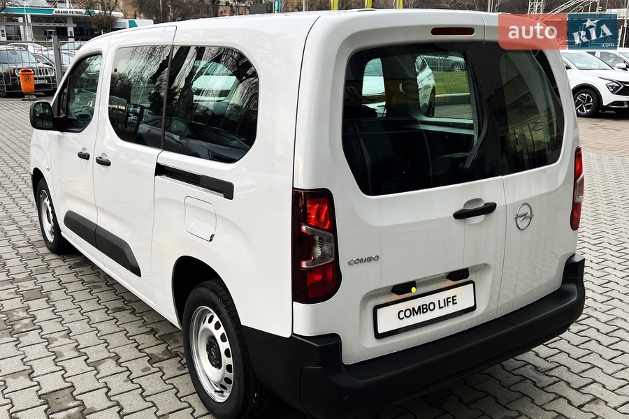 Opel Combo - фото 11