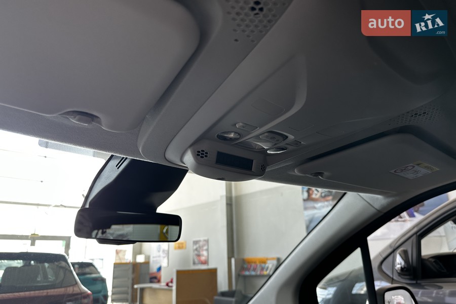 Opel Combo - фото 19