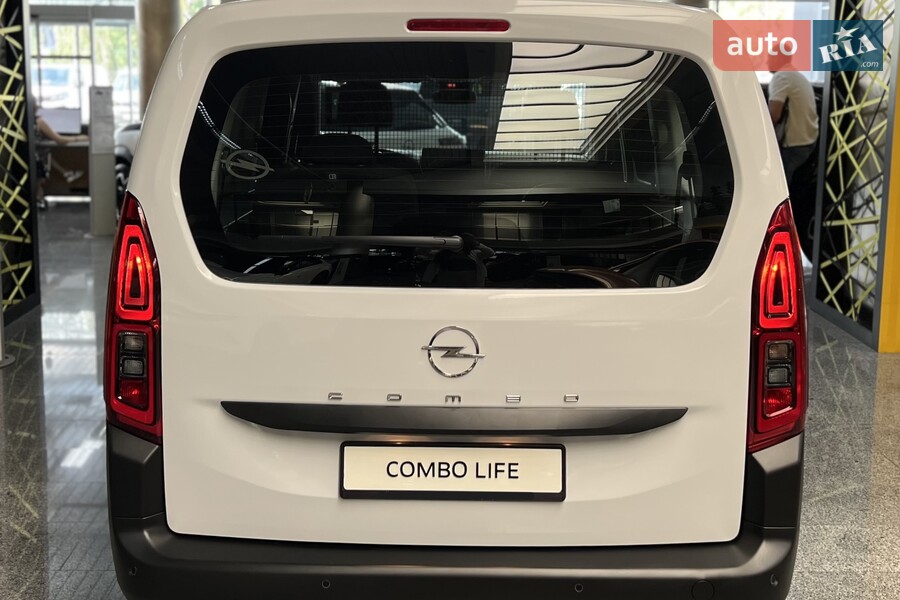 Opel Combo - фото 4