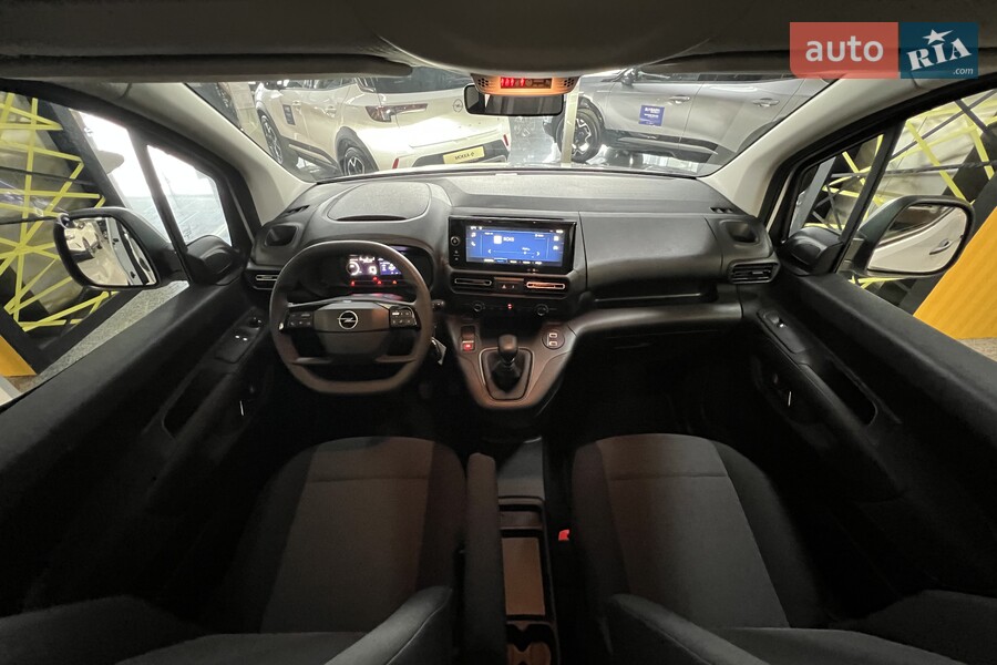 Opel Combo - фото 9