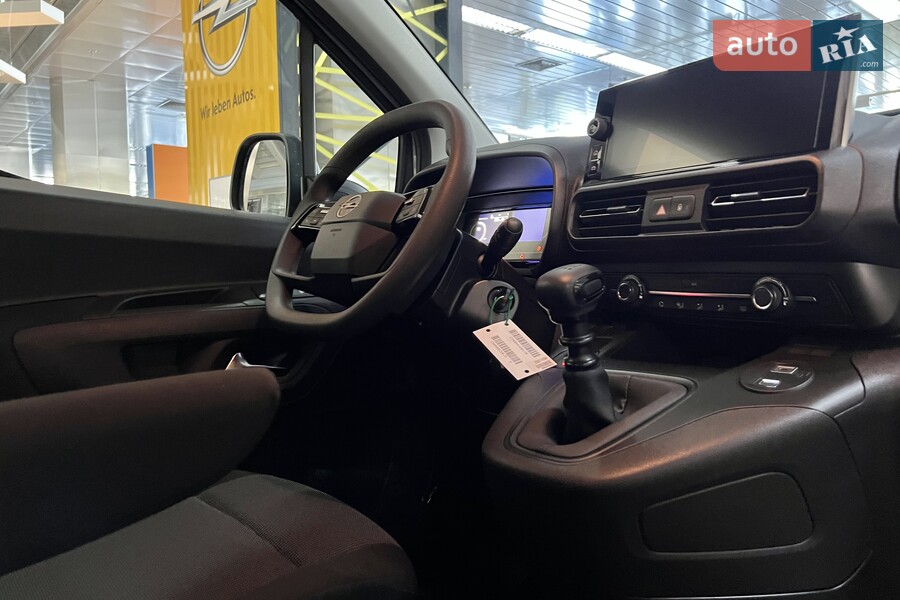 Opel Combo - фото 21