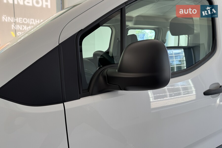 Opel Combo - фото 8