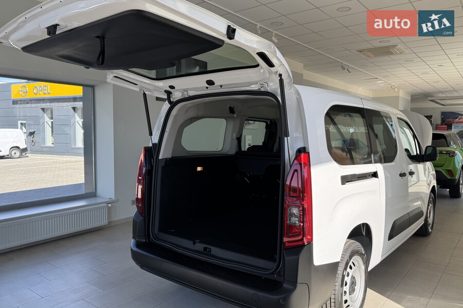 Opel Combo - фото 9