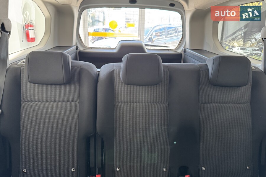 Opel Combo - фото 18