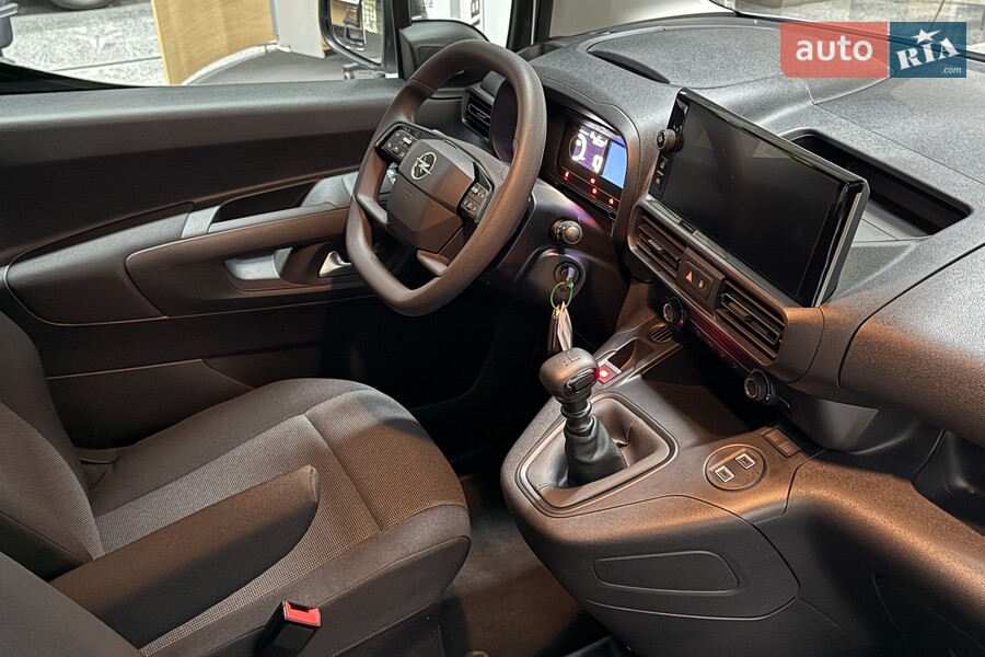 Opel Combo - фото 19