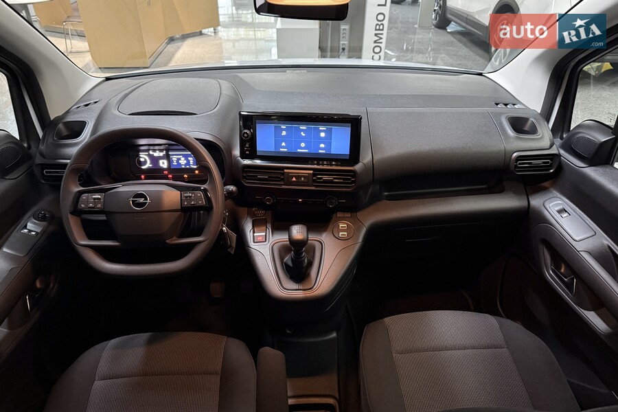 Opel Combo - фото 24