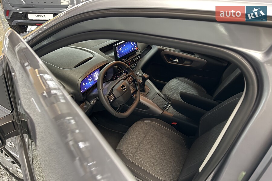 Opel Combo - фото 13