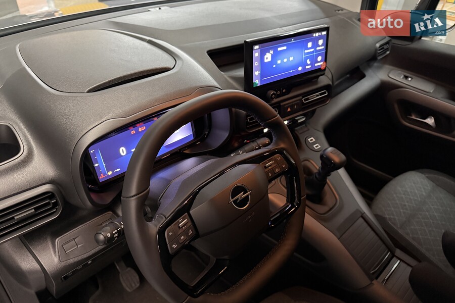 Opel Combo - фото 14