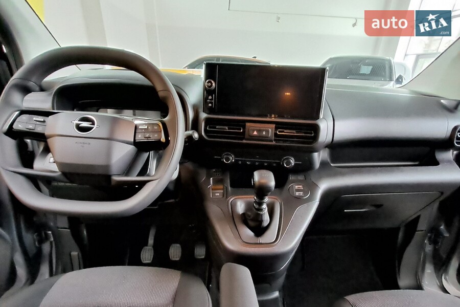 Opel Combo - фото 16