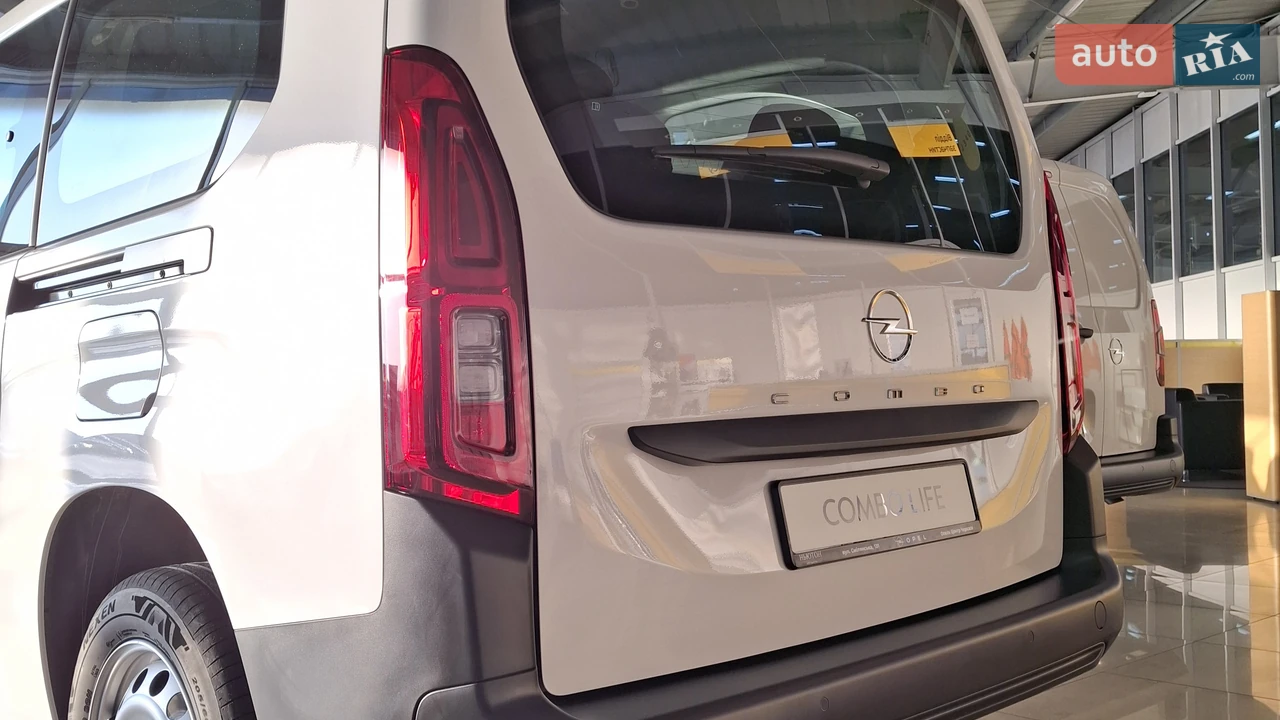 Opel-8