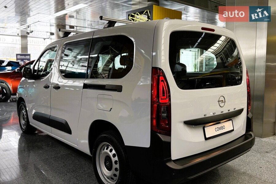 Opel Combo - фото 7