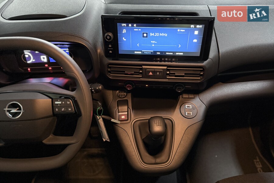 Opel Combo - фото 21