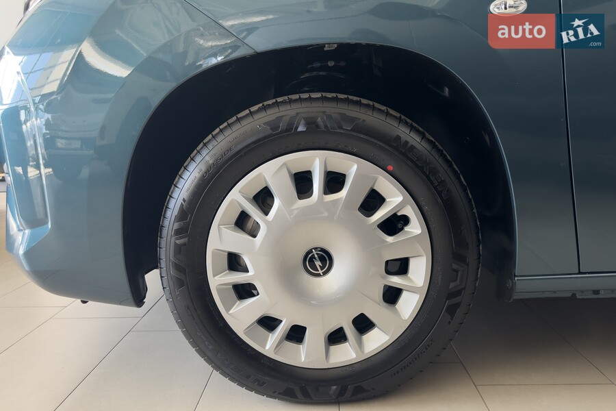 Opel Combo - фото 6