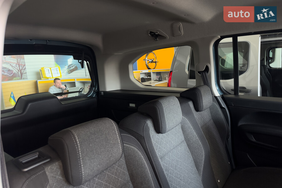 Opel Combo - фото 19