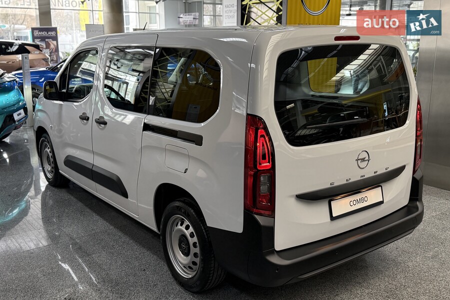 Opel Combo - фото 7