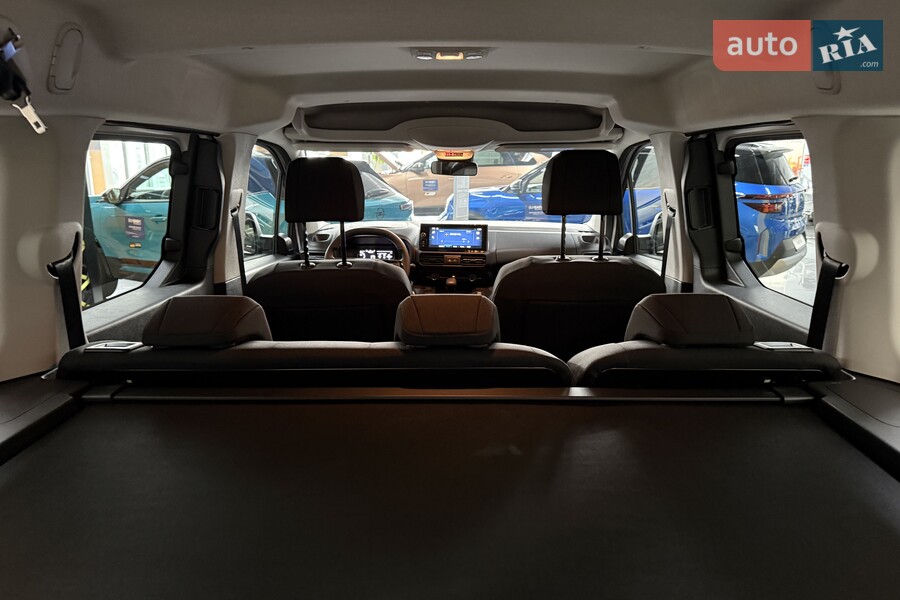 Opel Combo - фото 17