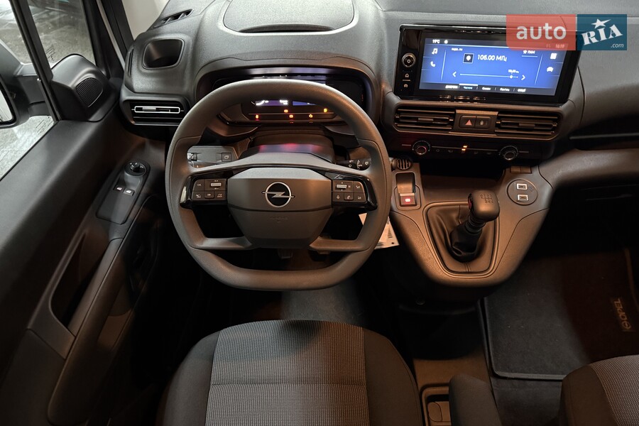 Opel Combo - фото 23