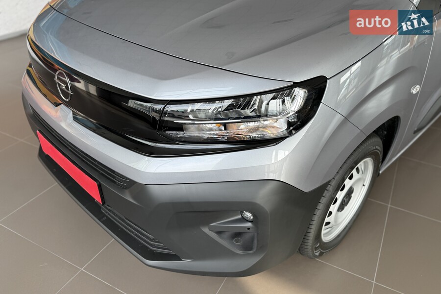 Opel Combo - фото 13