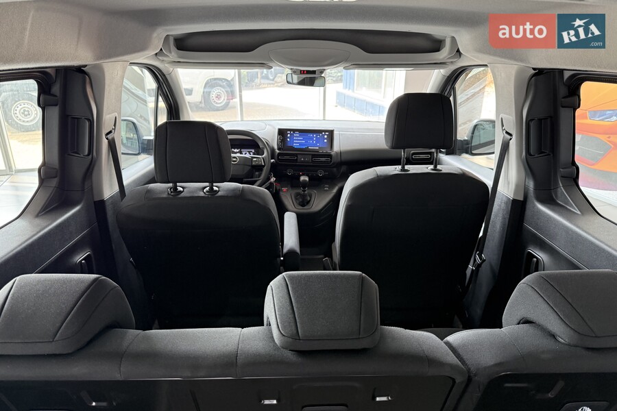 Opel Combo - фото 24