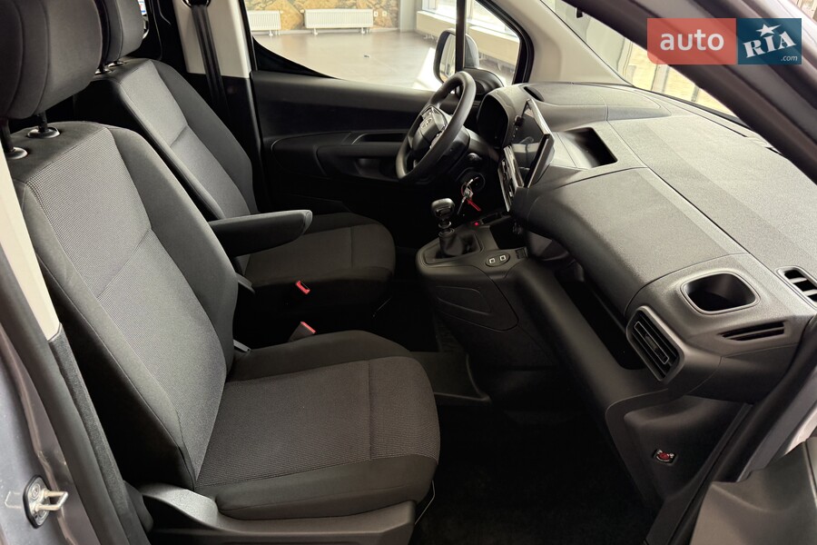 Opel Combo - фото 29