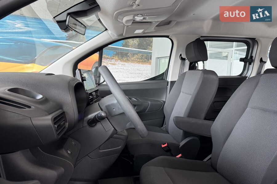 Opel Combo - фото 32