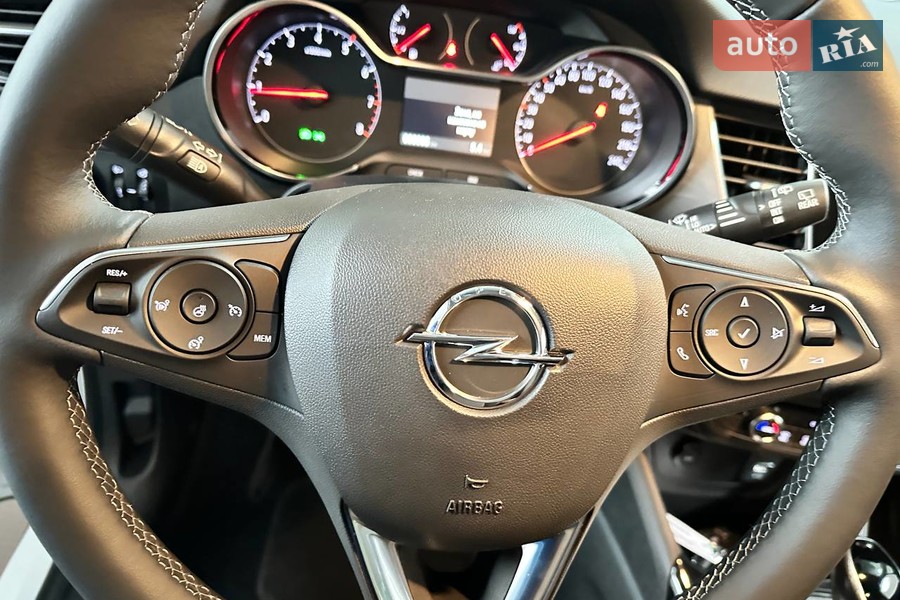 Opel Crossland - фото 22