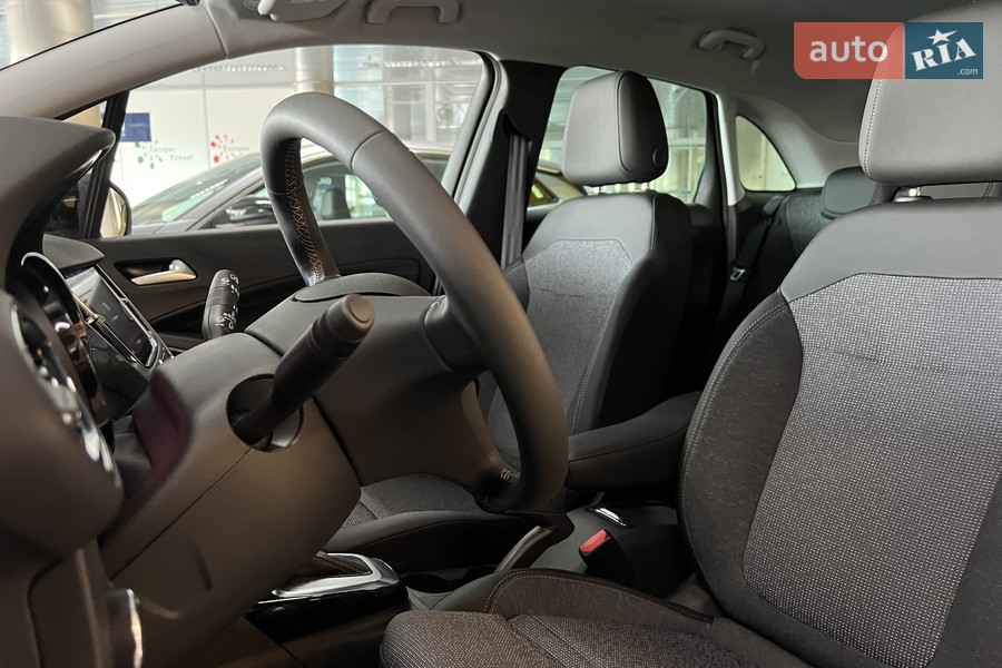 Opel Crossland - фото 20