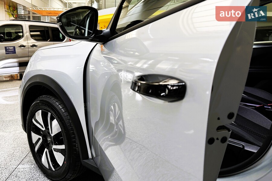 Opel Frontera - фото 11