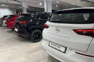 Новый Opel Grandland 1.5 BHDi AT (130 к.с.) Design&Tech 2024 автосалона OPEL VIPOS - фото 4