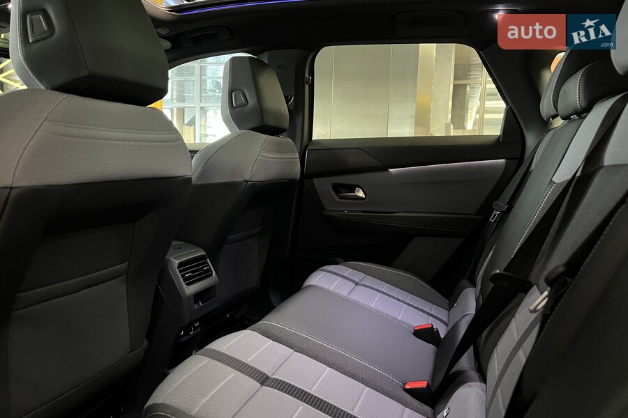 Opel Grandland - фото 15