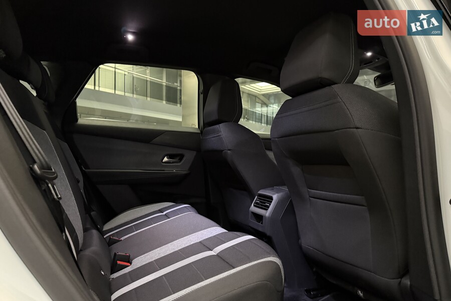 Opel Grandland - фото 21