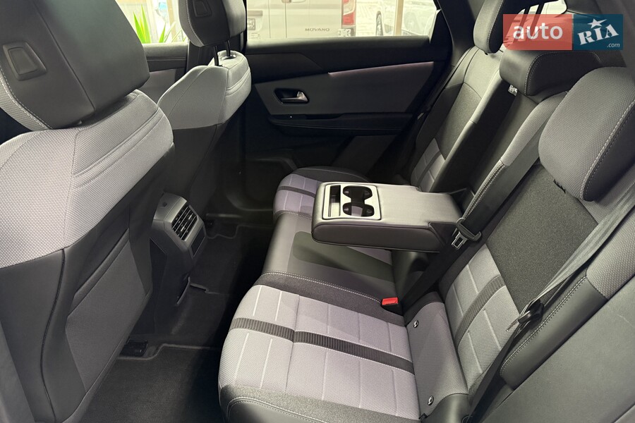 Opel Grandland - фото 21