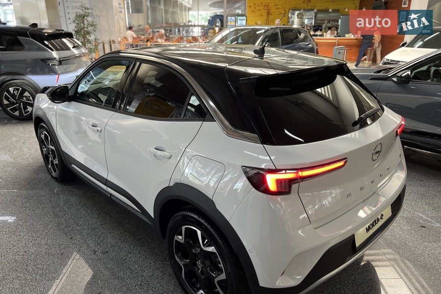 Opel Mokka-e - фото 8