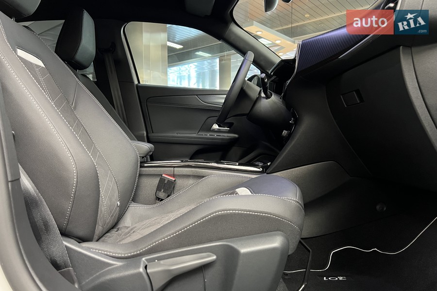 Opel Mokka-e - фото 13