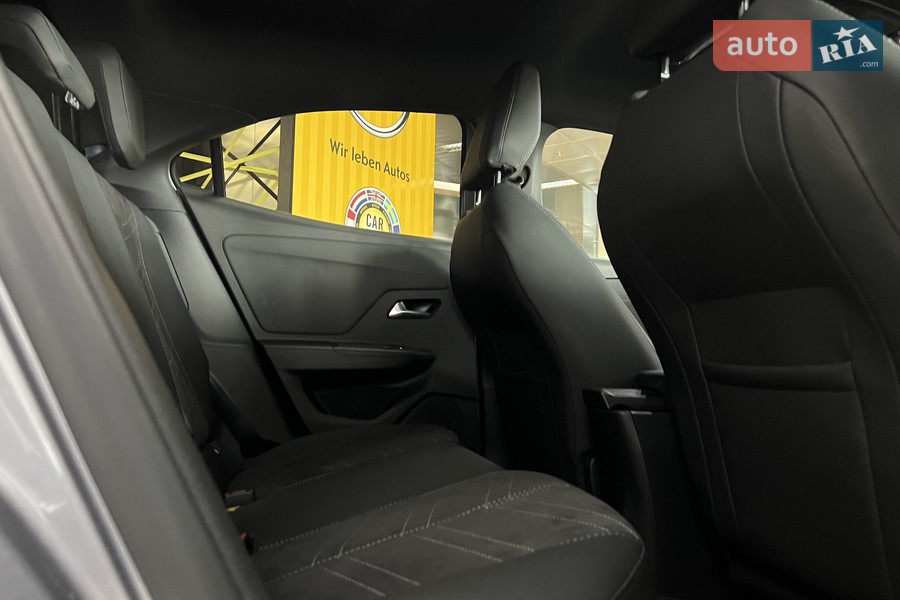 Opel Mokka-e - фото 17