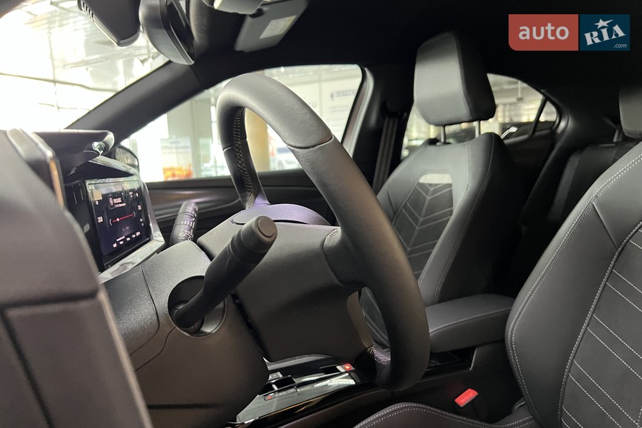 Opel Mokka-e - фото 16