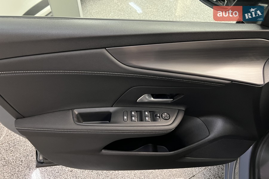 Opel Mokka - фото 11