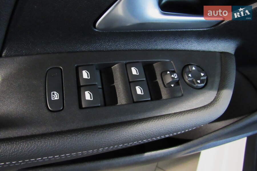 Opel Mokka - фото 17