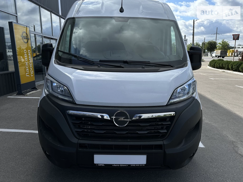 Opel Movano Base