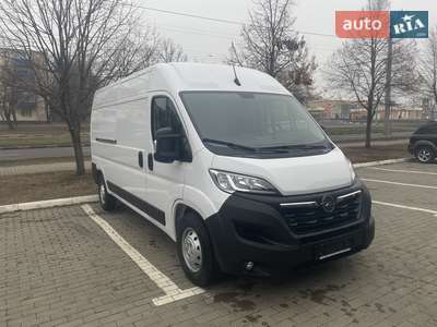 Opel Movano 2025 Base
