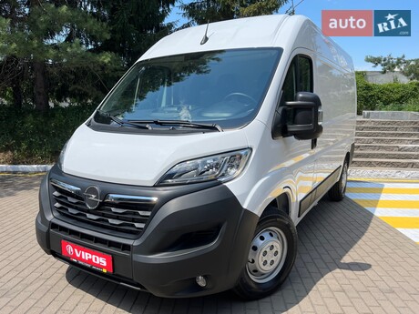 Opel Movano 2025