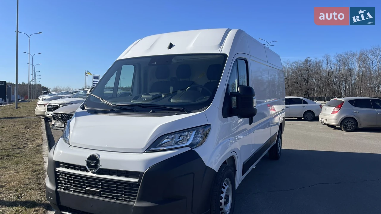 Opel Movano Base