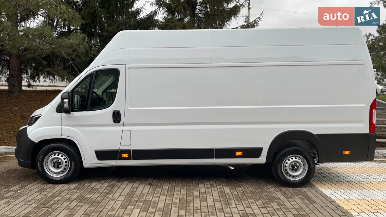 Opel Movano Base
