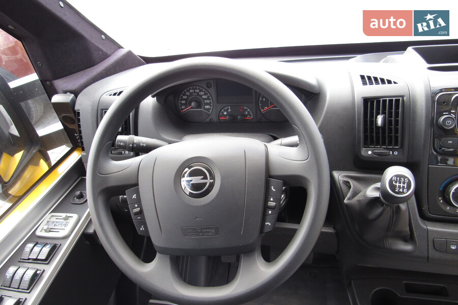 Opel Movano - фото 14
