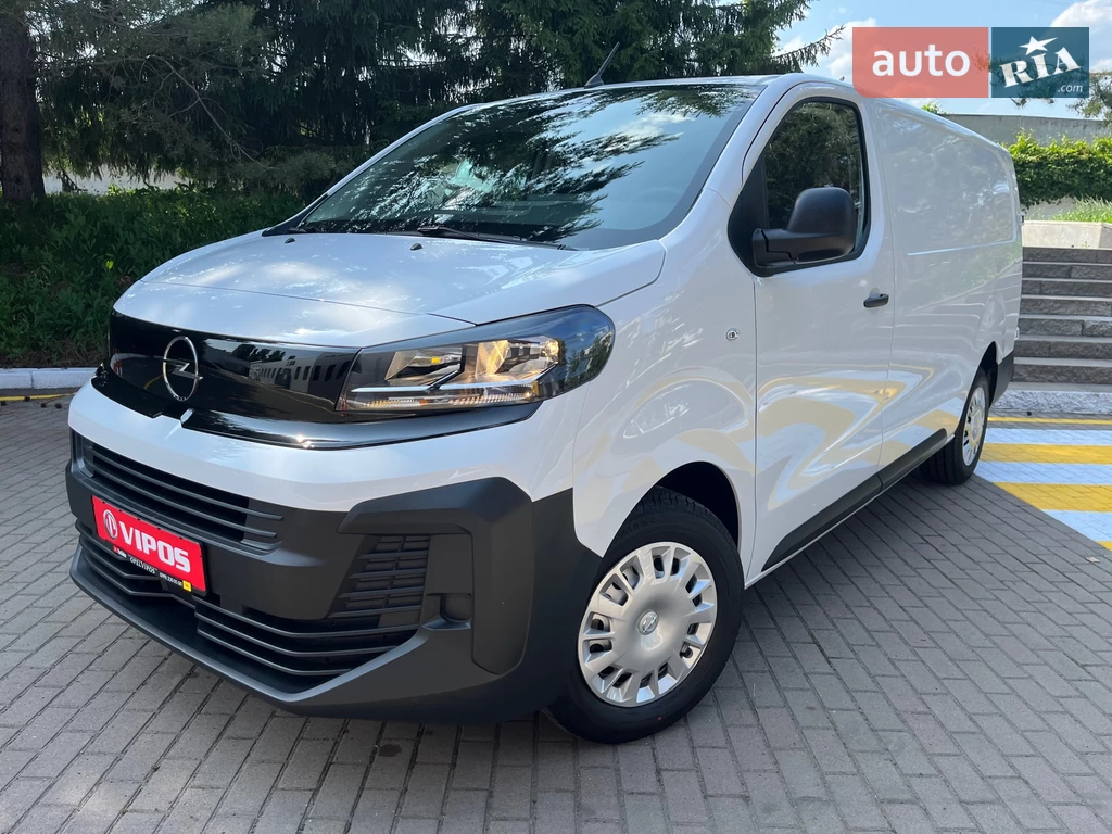 Opel Vivaro Base